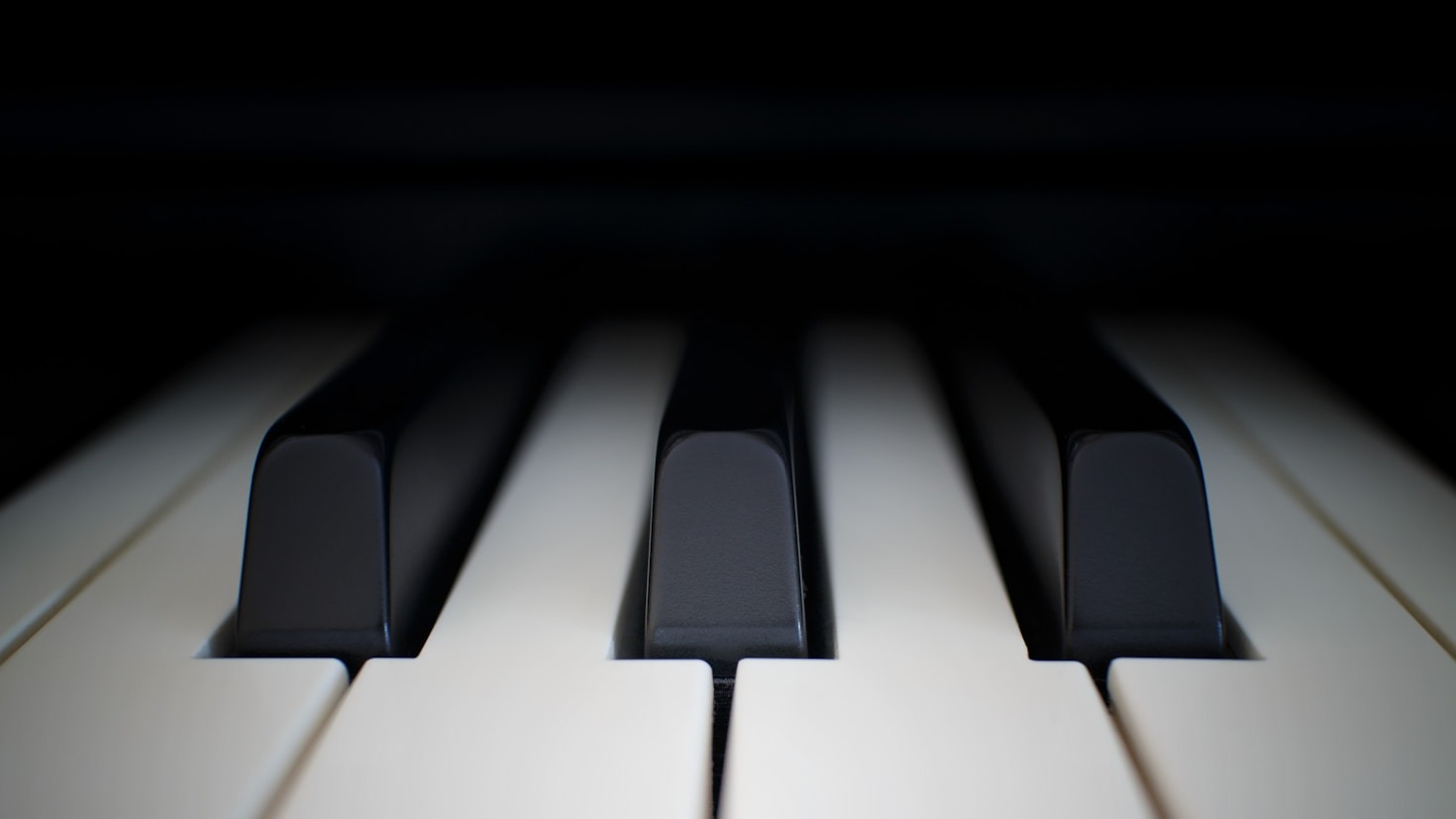 Progresser au piano : astuces pour débutants